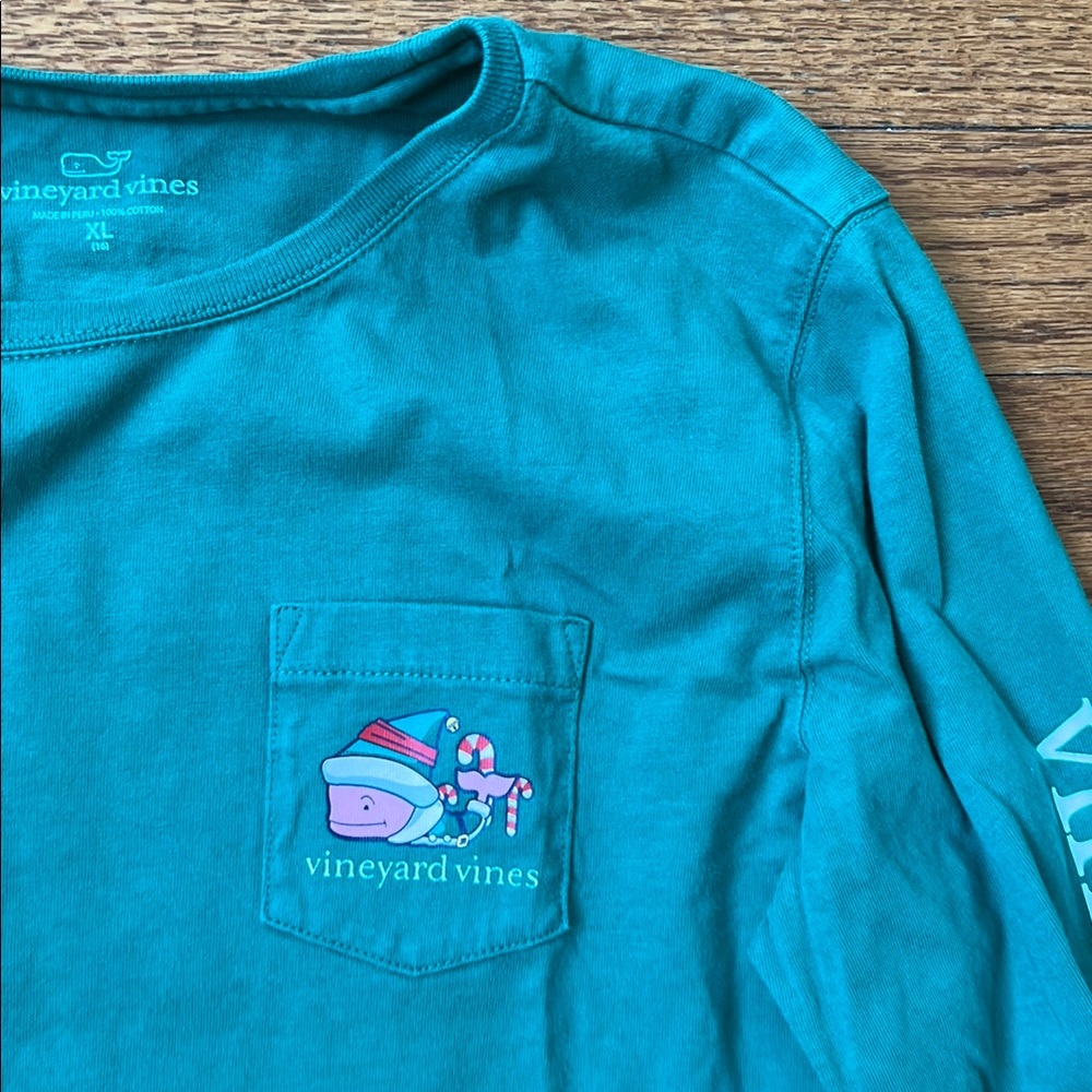 Vineyard‎ Vines Christmas Long Sleeve Tee, Size XS - Picture 2 of 6